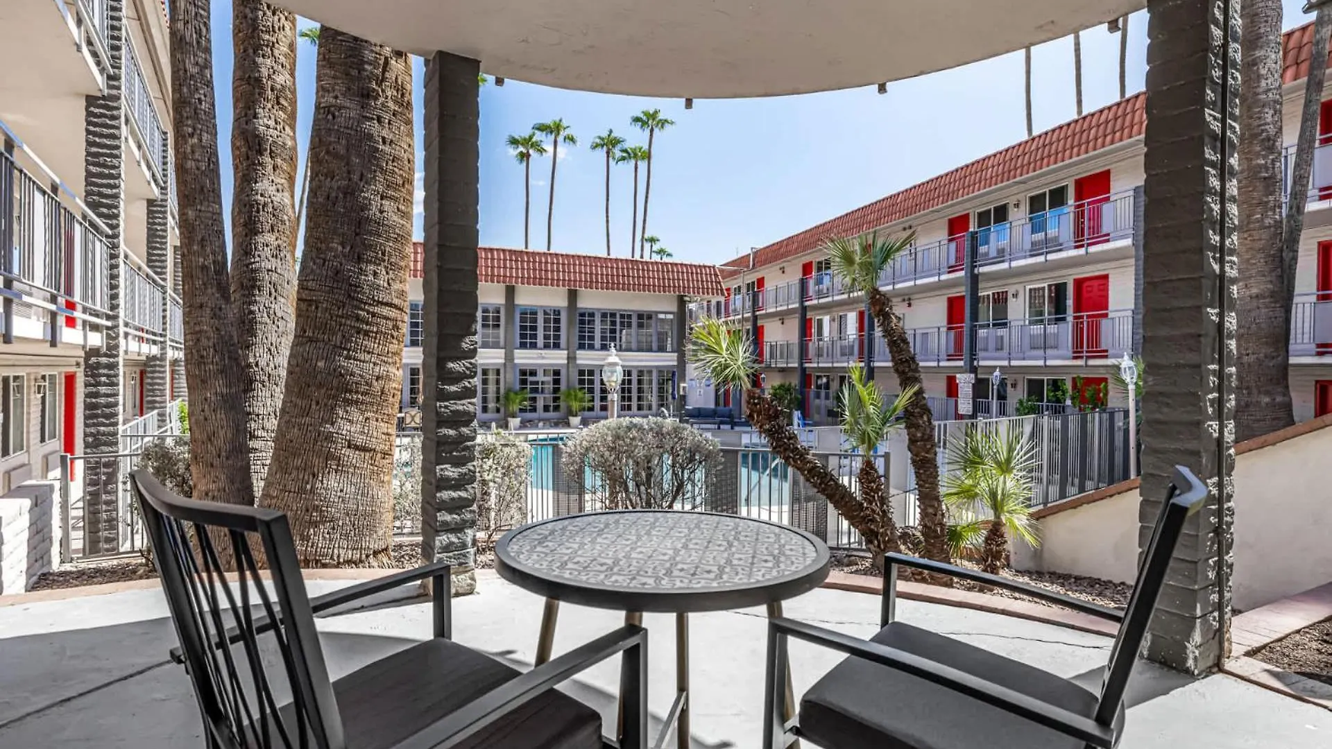 Holiday home Beautiful Retreat 1 King Bed At Tempe Oasis Pool Spa & Clubhouse Villa
