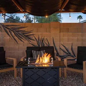 Modern With Heated Pool, Asu Holiday home