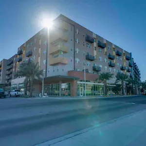 Sun Devil Studio With Rooftop Pool & Clubhouse! Apartment